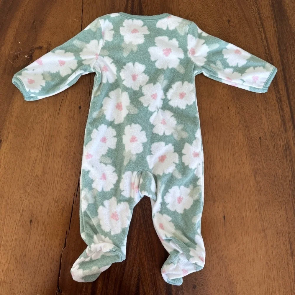 Carter’s Floral Green and White Baby Girl Footed One Piece Fleece Pajama size 3M